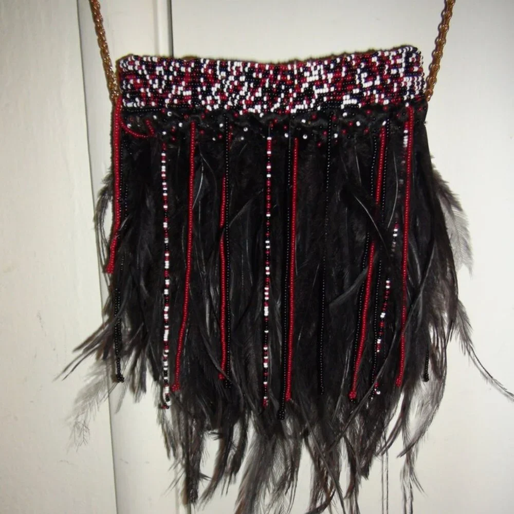 NWOT Valentino Garavani Ricamo Mini Beaded Feather Evening Shoulder Bag - Picture 8 of 10